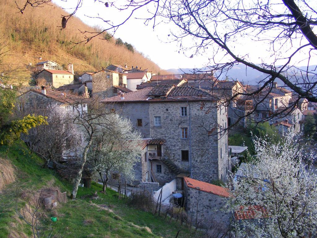 Casa Marchi Hotel Bagni di Lucca Bagian luar foto